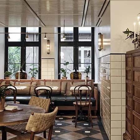 Hotel Sanders 5*
