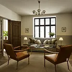 Sanders Hotel