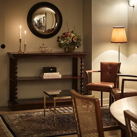 Hotel Sanders