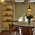 Sanders Hotel