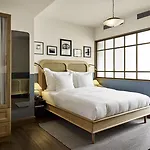 Sanders Hotel 5*