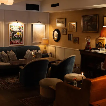 Sanders Hotel